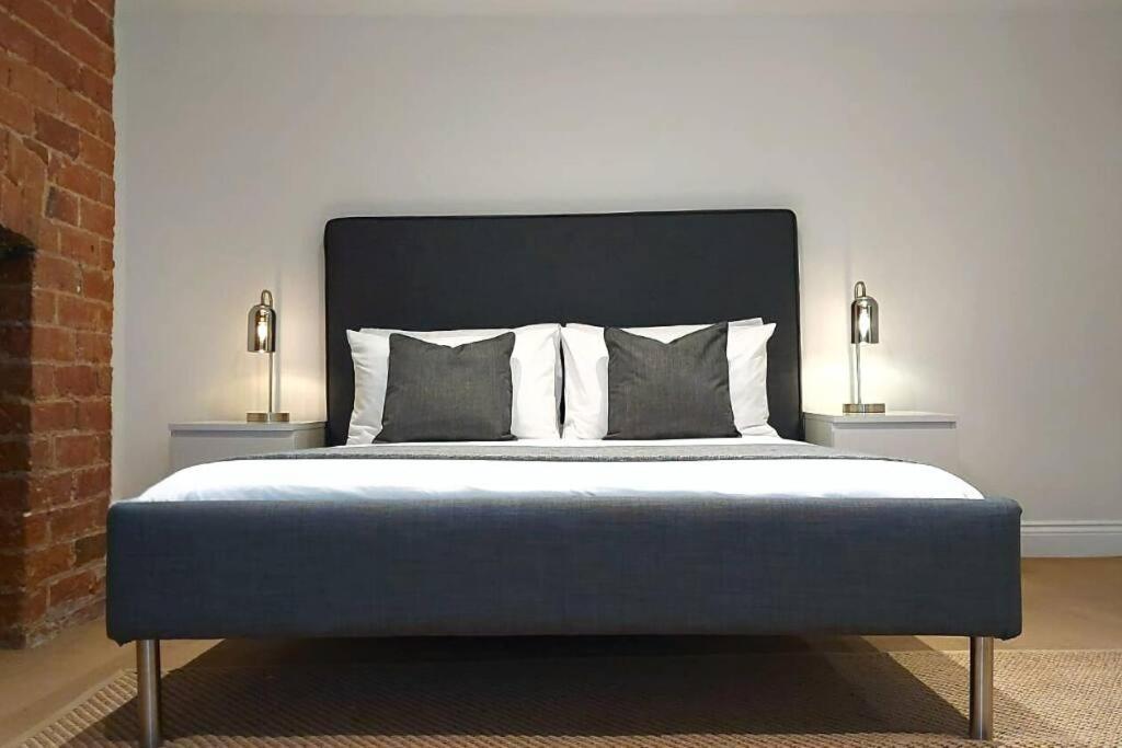 Stylish Apartment In City Centre With Parking Πρέστον Εξωτερικό φωτογραφία